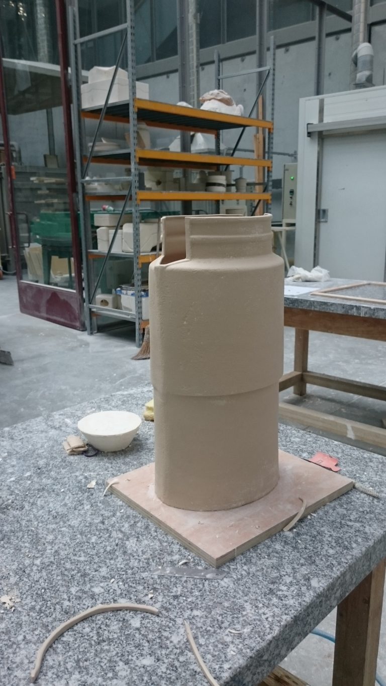 Bon angle le vase est ovale